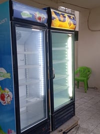 عارضات ٢ للبيع كبيره كونكورد لبناني والثانيه ريان تركي ٠٧٧٣٣٦٨٦٠٨٣ بغد...