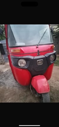 موديل ١٨ مفوله مابيها اي نقص مرقمه تحويل ثاني يوم رسن تواصل ٠٧٧٣١٢٨٥٤٣...