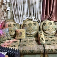 كنبة • بغداد تاجيات • قابلة تفاوض