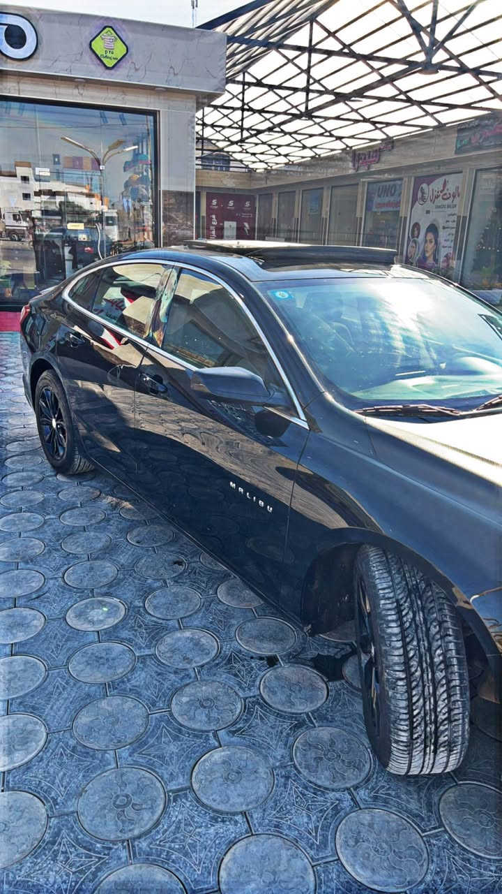 لام عليكم

للبيع 
ماليبو 2019 LT2
فول  البانراما طكتين
ماشيه 79.000
رقم بغداد الجديد  
تحويل ثاني يوم
مكينة 1500 تيربو 
تشغيل عن بعد
بصمة ابواب ، جنطة 
تحكم كشنات  كهرباء بلادي  
فول تحكمات ستيرن ودشبول
شاشة لمس كبيرة ايباد
نضام AUTO STOP
كروز سرعة 
قيادة ذاتية
لايتات عالي ناصي زنون
بكلايت ليد
ليد نهاري
جنح خلفي اصلي 
تبريد قطعتين 
تدفئة كشنات
تبريد  ( منفصل)
شاشة اعطال 
نضام كار بلي 
كاميرا دوارة خلفية 
ويل كب 19بريمير اصلي 
حساسات خلفية بلاد
حساسات اطارات
كرسي كهرباء
محرك 1.500 تيربو وحش اقتصادي
السيارة حجر بيئة بلادي شرط 
السيارة بيهة صبغ نصف البنيد  
فقط بدون دواخل يعني راجع نفسه 
راديترات بدنة كلهن بلاديات
برغي ممفتوح بالبجم
عليه منظومه غاز زافولي جديده
 يعني كل شهر تفول مره
   ❇️127❇️ورقه قفل 
 ***********
عنوان السيارة بغداد الغزاليه بغداد, العراق
