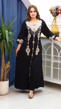 ملابس • رابط • تفاصيل ناقصة