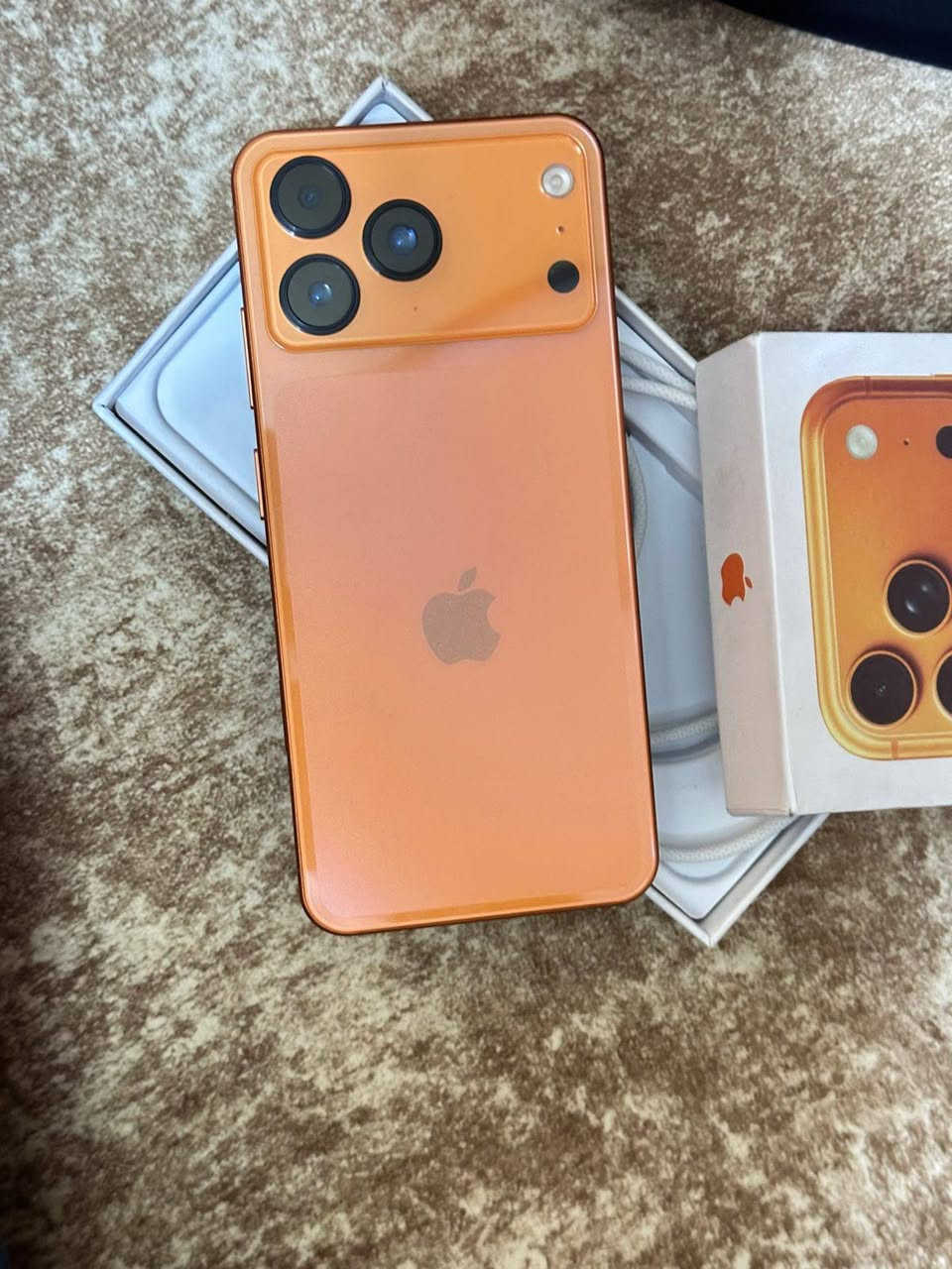 ايفون 17برو ماكس كوبي مستخدم قليل السعر 120وبي مجال العنوان الانبار الفلوجه 
للتواصل واتساب ***********
