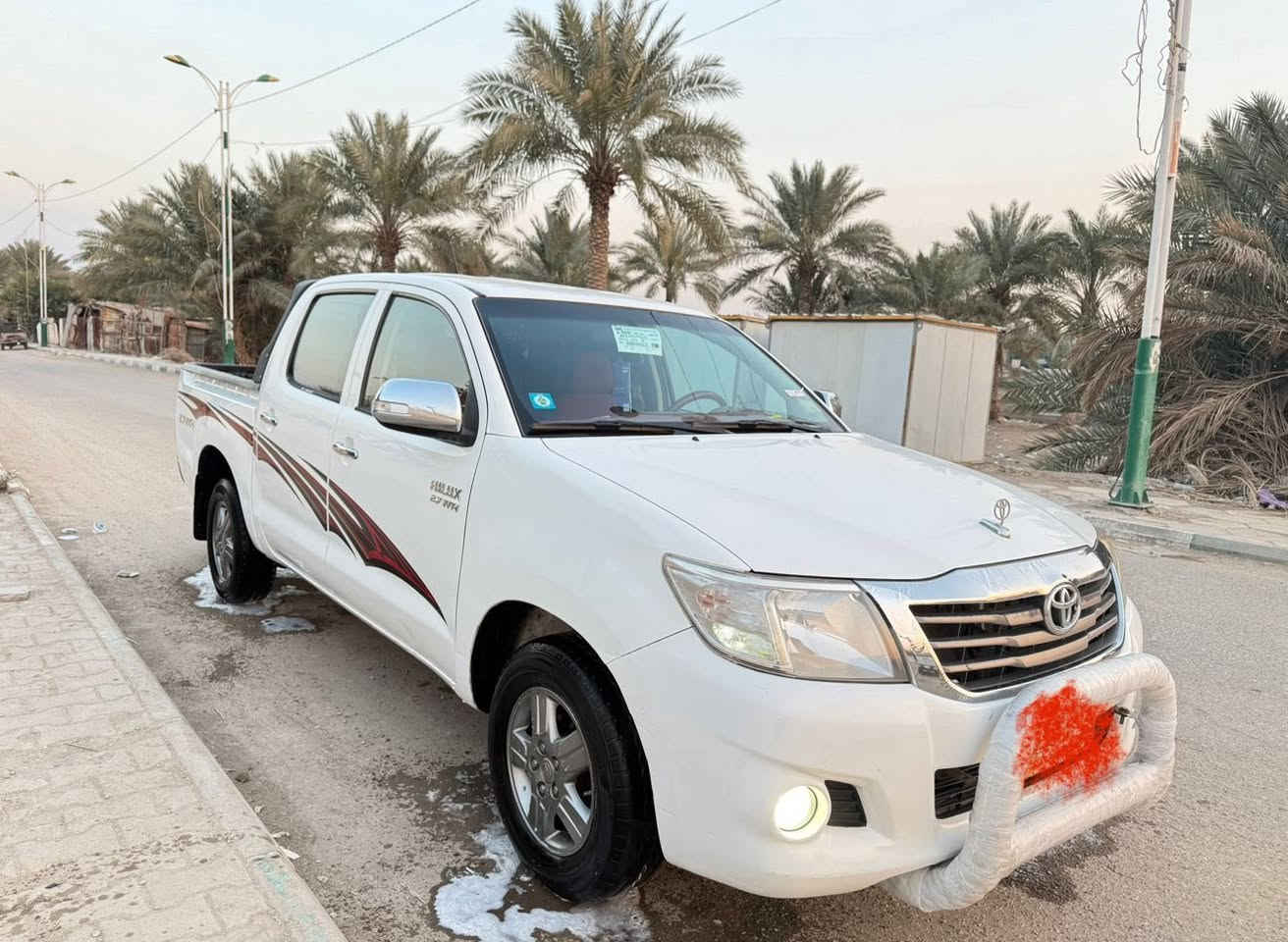 سلام عليكم تيوتا هايلوكس البيع موديل 2014 سياره فول اوتماتيك جاهزه كير محرك حداديه تخم تاير تبريد جاهزه سياره جديد بيه رش صبغ موضح بل منشور ولباقي مكفول السعر 198 وبيه مجال المكان السماوه الاستفسار ***********
