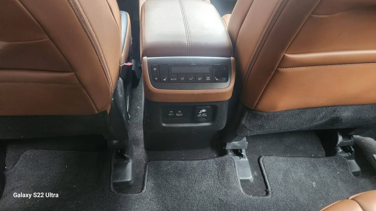 السلام عليكم نيسان بافندر للبيع موديل ٢٠٢٤ لمتد أعلى فة من ناحية المواصفات مكينة ٦ سلندر ٣٨٠٠ وارد أمريكي الحادث موضح ورقم الشاصي موجود السعر ٢٩٠ ورقة وبيهة مجال بسيط رقم الهاتف *********** عنوان بغداد الدولعي مكلف بلنشر
