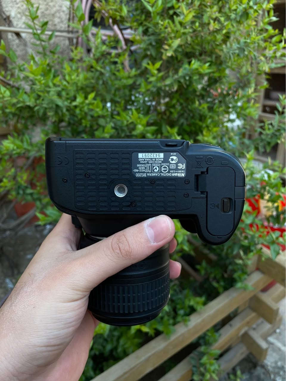 للبيع كامرا نيكون 5200 شاشة قلاب نضافة 100% استخدام قليل شتر 9 الف 
ملحقات
 عدسه 18-55 VR مانع اهتزاز
شاحنه 
بطاريه
حزام 
السعر 360 الف وبي مجال 
مكان بغداد البنوك بغداد, العراق


**إذا كنت صاحب هذا الإعلان وتريد حذفه لأي سبب، رجاءا أرسل رسالة إلى الدعم الفني**