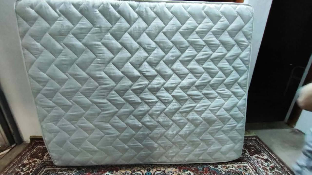 دوشك نفرين سبرنك للبيع قياس مترين في 60 السعر 100 العنوان حي الوحده الاستفسار أكثر خاص  
@الجميع


**إذا كنت صاحب هذا الإعلان وتريد حذفه لأي سبب، رجاءا أرسل رسالة إلى الدعم الفني**