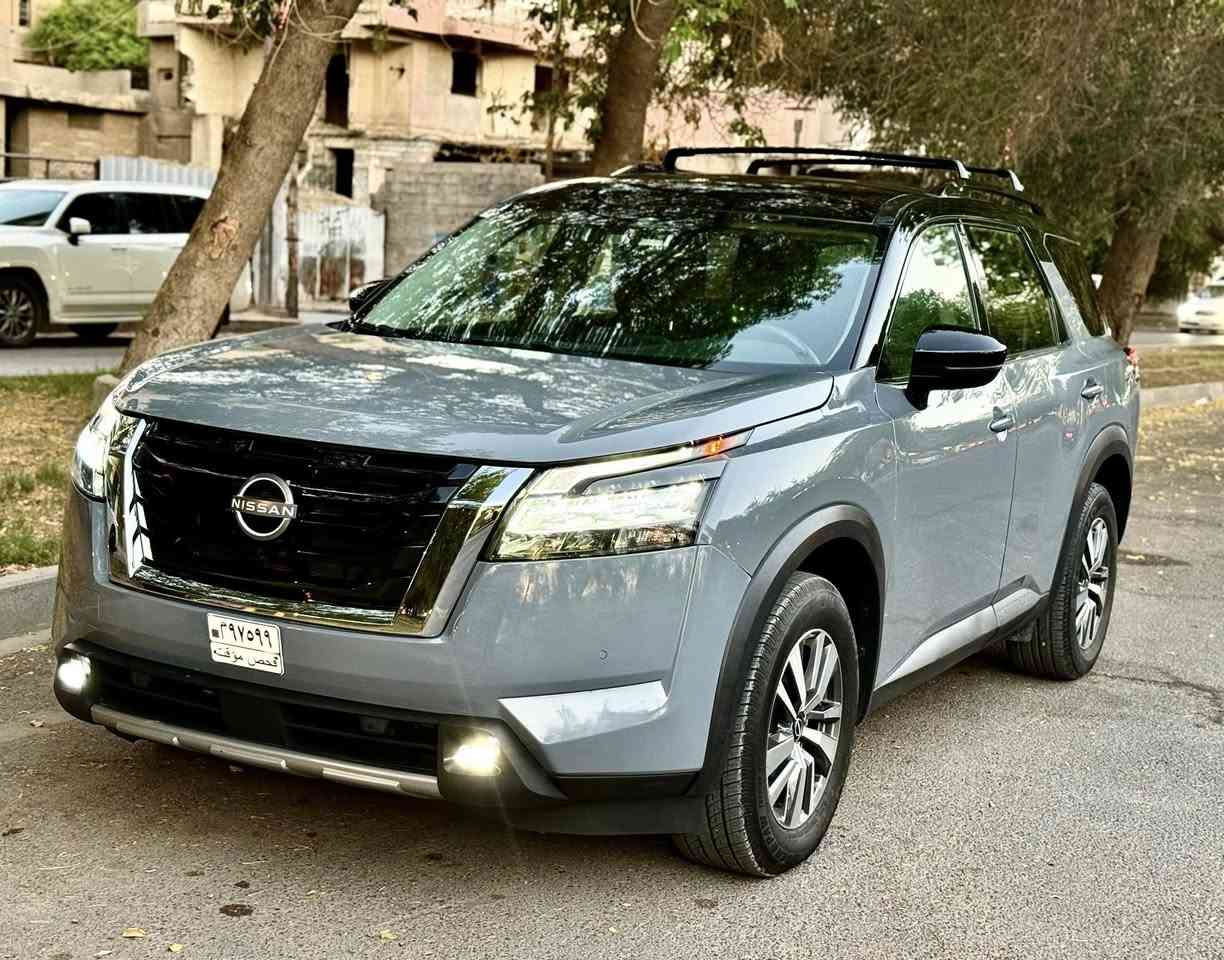 ‏Nissan Pathfinder  Sl 4WD
منفيس دخول جديد
اللون : سمنتي والقمارة بلاد لون اسود

الموديل : 2023

السعر : ٢٣٥ ورقة ترهم بيه او مراوس
حجم المحرك : 6 سلندر (3,5L)
الضرر : جامغ الايمن والبنيد  مبدل تفصيخ  شواصي واللغود كفالة ايرباك فقط دركة 
المواصفات : 
دفع رباعي 4WD
بصمة تشغيل
بصمة ابواب
تشغيل عن بعد
رادار امامي (تحديد مسار)
رادار جانبي (نقاط عمياء)
رادار خلفي (تحذير من الاصطدام)
حساسات امامية+ خلفية
اوتو بارك Auto Park
كاميرات 360°
كشنات جلد
كشنات تدفئة
تحكم الكشنات كهرباء
تبريد مركزي 3 قطع
تحكم وضعيات القيادة...Drive Modes 
شفتات + تحكمات استيرن 
هيتر استيرن
شاحن لاسلكي
‏Apple Car Play
‏Android Auto 
هاند بريك بصمة
اوتو هولد Auto Hold
اوتو ستارت Auto Start
اوتو ستوب Auto Stop 
مانع انزلاق+ABS
شاشة كبيرة لمس+كاميرا
منافذ AUX+USB
وبقية المواصفات المعروفة
***********
