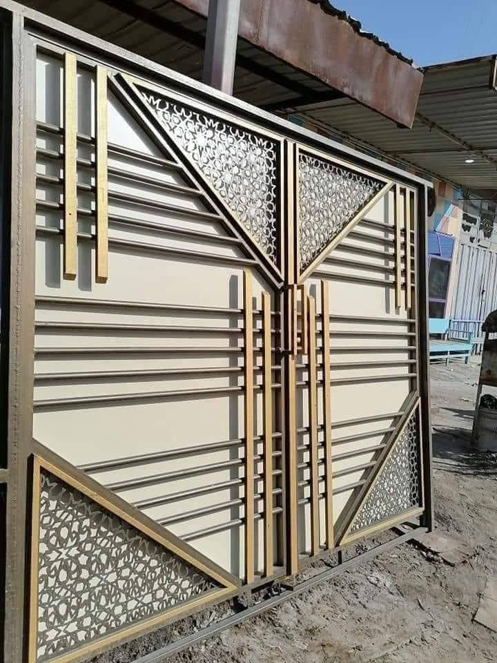 حدادة واسط الفنيه
لعمل كافة أنواع وموديلات الأبواب والشبابيك والمحجرات الحديدية والمظلات والكتاءب وباجمل النقوش والموديلات وحسب الطلب للاتصال ***********
