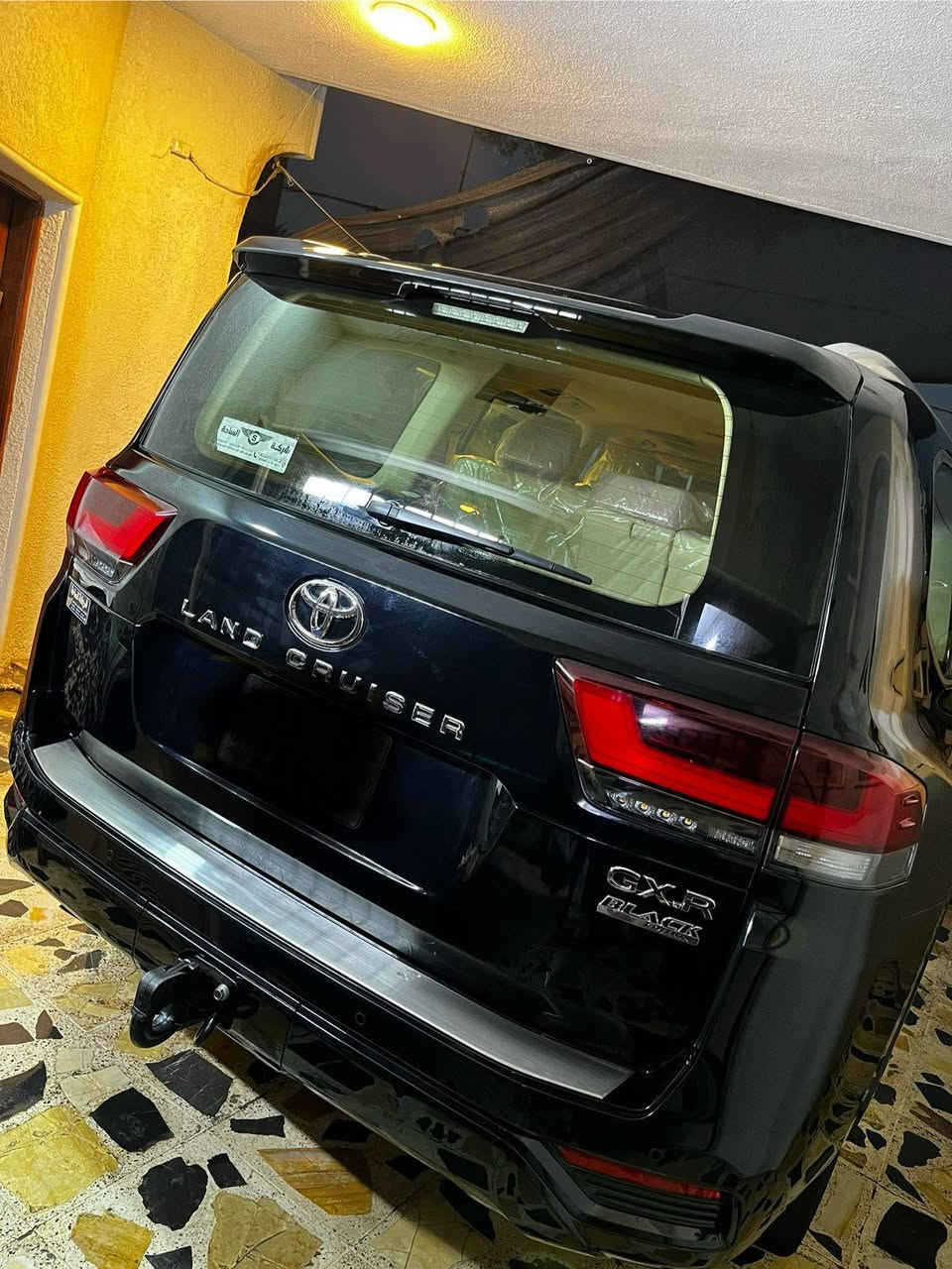 السلام عليكم 
لاندكروز 24 بلاك ادشن ساس اصل ماشية 15 الف مكفوله وبعدها بالضمان 
السعر 74 الف دولار

الاستفسار على رقم الهاتف 
771 542 2969
