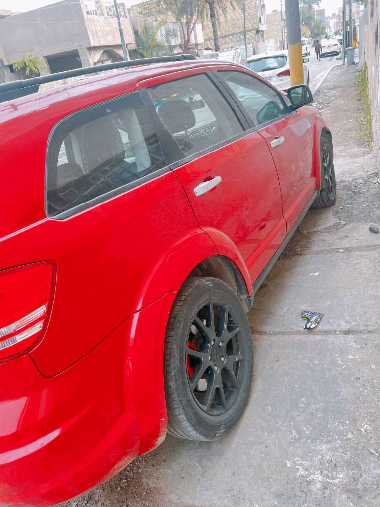 دوج جورني 2017 وارد امريكي مكينه 2400 بيع فقط بيع فقط بدون مراوس 
صور سونار بل منشور 4 سلندر رقم  جديد سنويه جديده تحويل ثاني يوم سيارة كل نقص مابيه سعره 106 وبيه مجال للشراي رقم صاحب سيارة *********** بغداد حي جهاد مكلف بل نشر مكلف بنشر شراي يتصل بغداد, العراق
