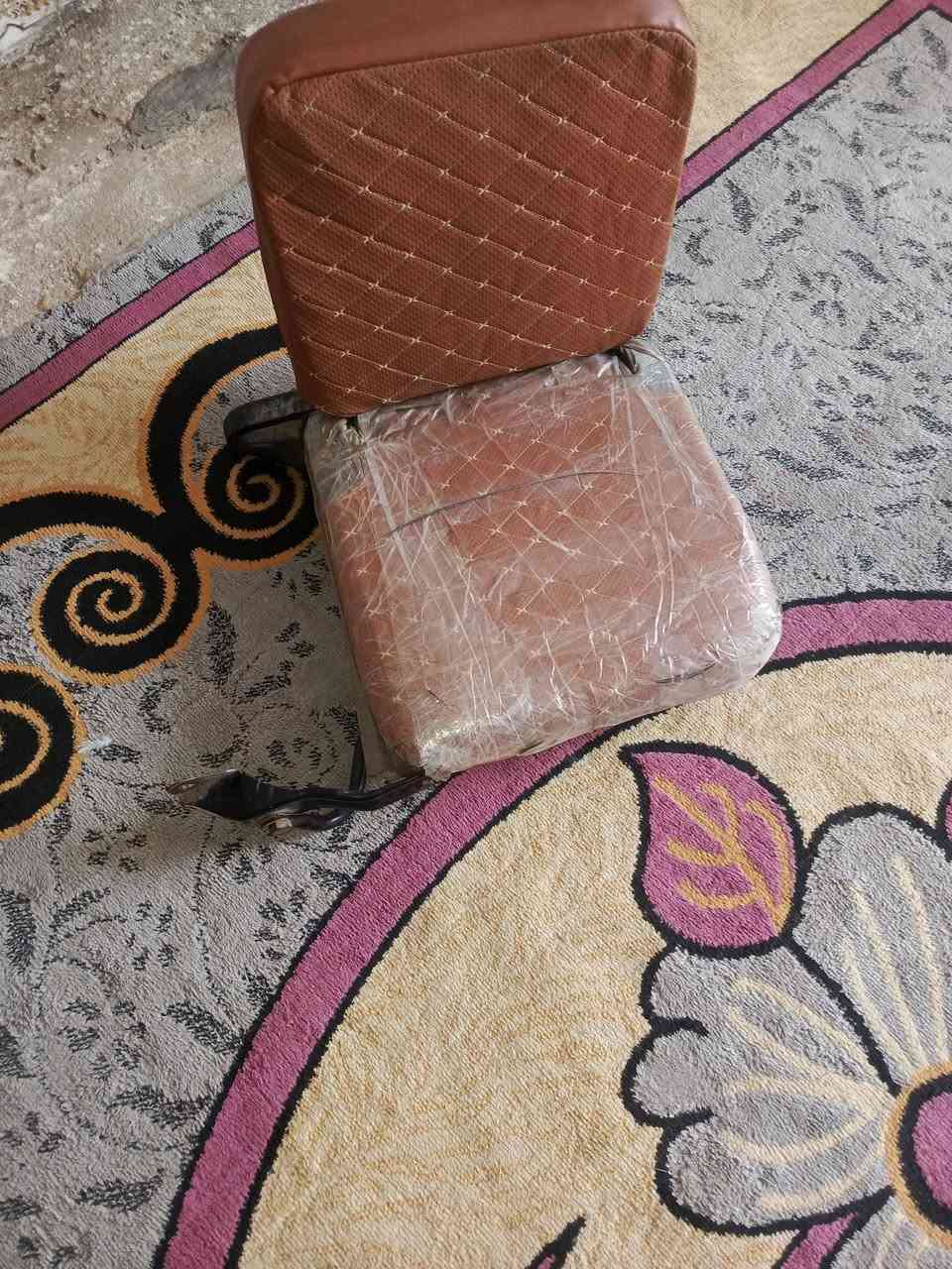 كرسي قلاب مال فتون للبيع اللي على الشمرلوغ مكاني بغداد حي البتول ***********
