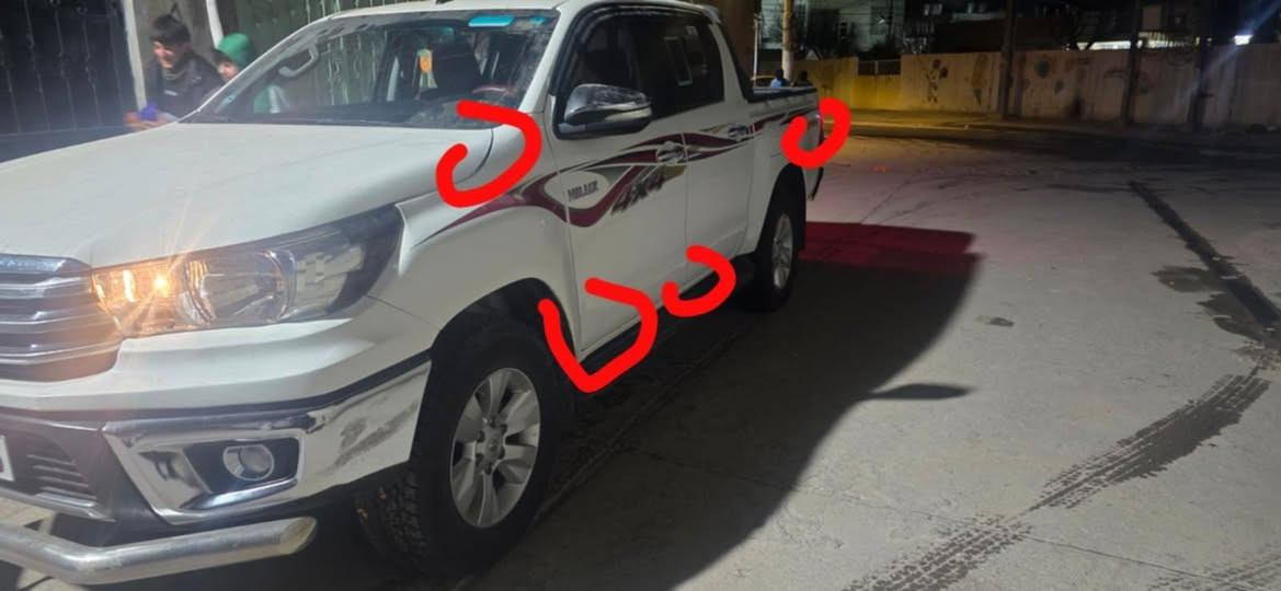 هايلوكس موديل 2016 كير عادي
ماشيه 113كم سياره كلش نظيفه مال بيت ما متعوب ابد 

بيها اربع بارد ع كد شبر

مكينه كير وكهربايات كله بشرط

سياره بسمنه شرط تحويل 

للتواصل واتساب ***********
