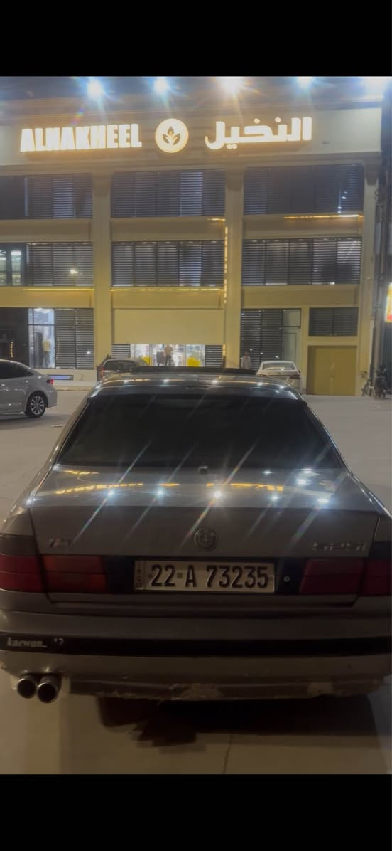 سەرەتا بەناوی خودای گەورەو میهرەبان
Bmw 1990
فولمواسەفاتی گێر حادی 
سلایت و لایت ئەڵقەو تەبریت و دووجام کارەبای کوشن جلد سەیارەکە هی مەحرەزنیە هیژیرخۆمە سەنەوی و شینگەو رەقەم گشتی نویە تا ٢٠٣٠ بەناوی خۆمەوەیە وەکالە و پەنجە مۆر بەشەر  بەنزبەت لیدانیشی ئەوشوینانەی بە سور ئاماژەم پیکردووە لیدانی قورسی نیە وە لە ڕوبەڕوشا زۆر لەرەسمەکان جوانترە سیتەمی خازیشی لەسەرە هیچ کیشەی نیە بۆتەفاسیل نامەبنیرە یان تەلەفۆن بکە لە وەتس ئاپ

تێ بینی    تەبریتەکەی کۆمپلیسەری جامی کردووە لەلای خۆم چاکم نەکردۆتەوە بەس کۆمپلیسەریکی دەوێو تەواو 
گێر مەکینە بەشەرت  نرخەکەشی ٥٣$مەحمەلەیەکی برایانەشی تێدایە ژ.م. *********** أربيل, العراق
