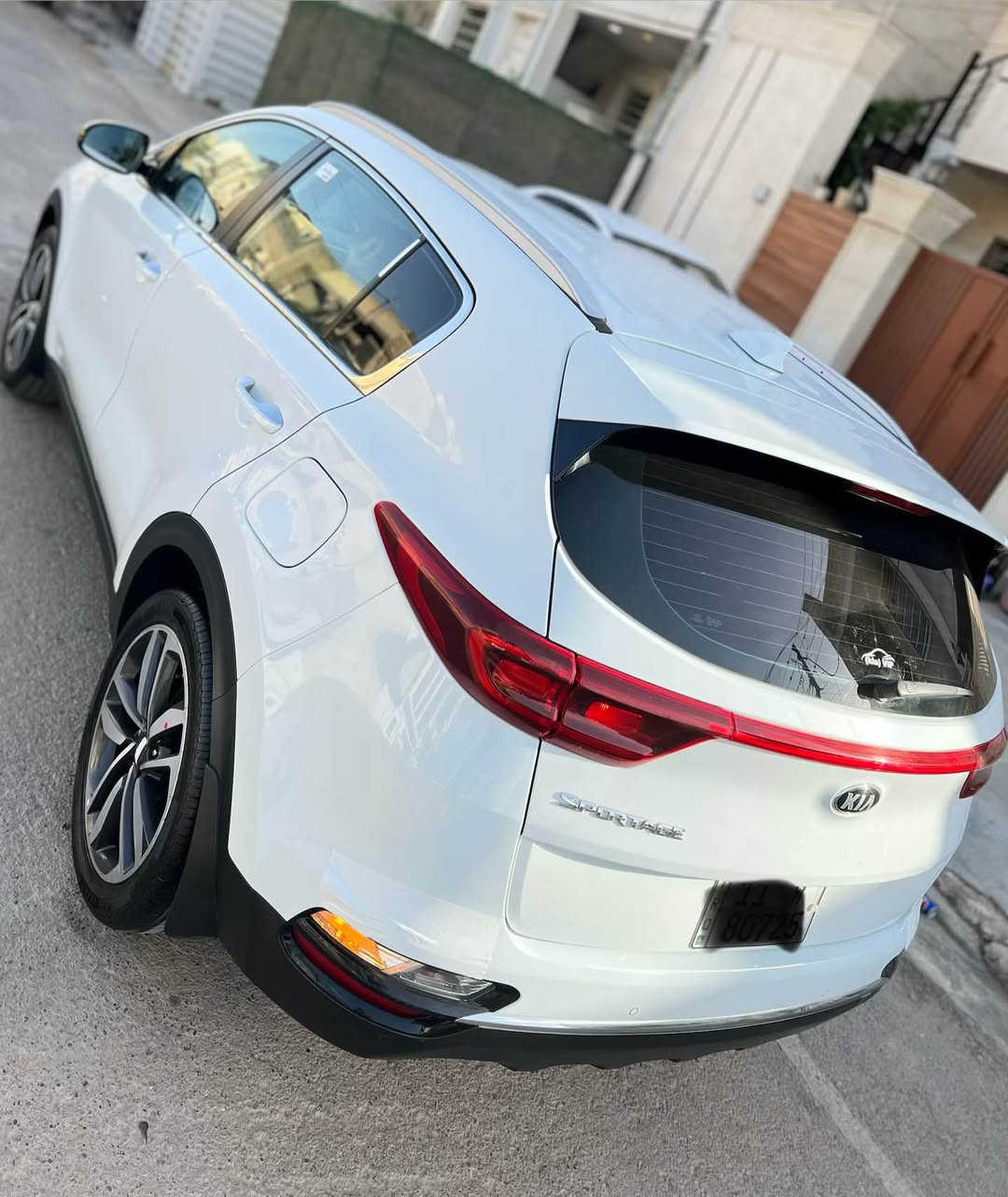 سبورتج 2020 خليجي

مكفوله كفالة عامه
 عدا بارد باب الصدر   

ماشيه 88الف كيلو

رقم بغداد الجديد باسمي 

السياره جديده بمعنى الكلمه
كامله ما بيه اي نقص ترايه زيرو

مكاني بغداد الدوره 

السعر 193 وبيه مجال

رقمي ***********ابو عبدالله بغداد, العراق
