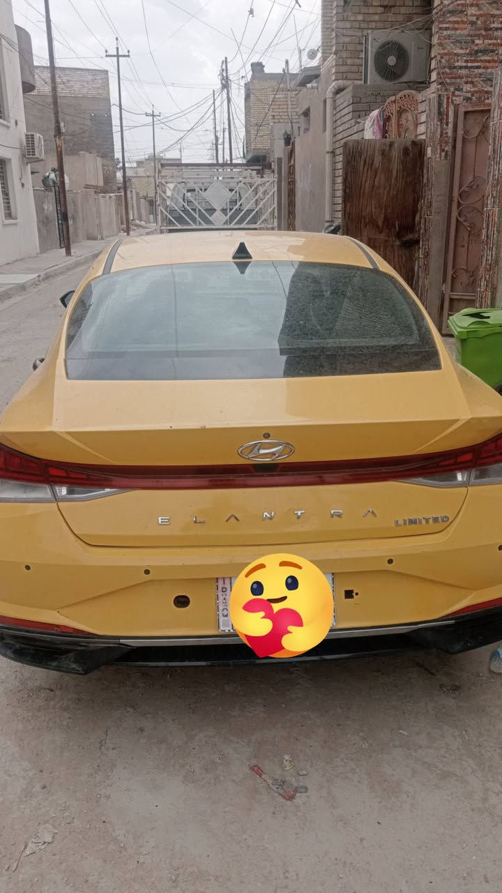 السلام عليكم
أنتره للبيع موديل 2021 ليمتد فول واحد على واحد 
بصمه,ابواب, صندوق , تشغيل, السيارة تحتاج إلى گير 
وحداديه وتلحيظ بالدعاميه الأمامية  السعر 130 

رقم الهاتف ( ***********) 
غير متواجد على الفيسبوك .
