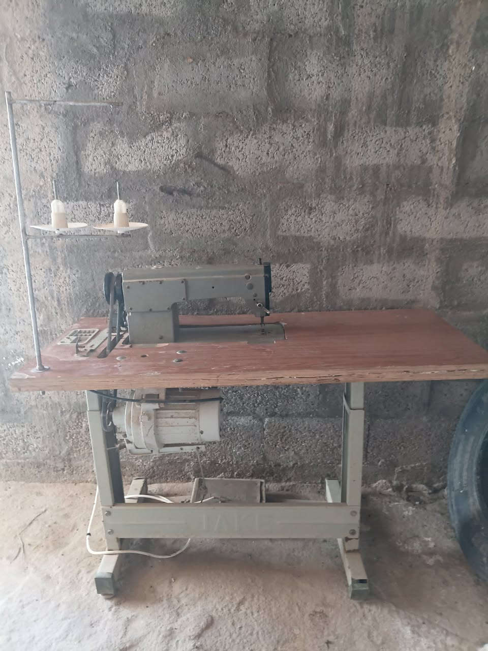 السلام عليكم 
غراض للبيع 
شبابيك .مبرده .مكينه خياطه.منظومه مياه.ميز .حاشوشه.كير بوكس.
السعر خاص


**إذا كنت صاحب هذا الإعلان وتريد حذفه لأي سبب، رجاءا أرسل رسالة إلى الدعم الفني**