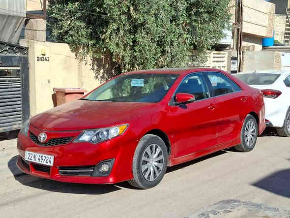 السلام عليكم للبيع او المراوس كامري موديل ٢٠١٣ اعلى فئه SE فول مواصفات :
بصمه
فتحه
كشنات جلد +كهرباء 
تدفئه بالكشنات
شاشه كاربلي 
تحكمات ستيرن 
اشاره ترحيب
اشاير بالمري 
كير ومكينه كفاله من التبخير والتنقيص والصوت محرك ٦ سلندر صدر امامي خلفي جديد تخم تاير جديد سياره جاهزه مابيها اي نقص حادثها جاملغ وبنيد مصبوغه حزام للجماليه بدون دواخل السعر ١٢٧ وبيها مجال بسيط 
مكاني بغداد 
رقم الهاتف:*********** بغداد
