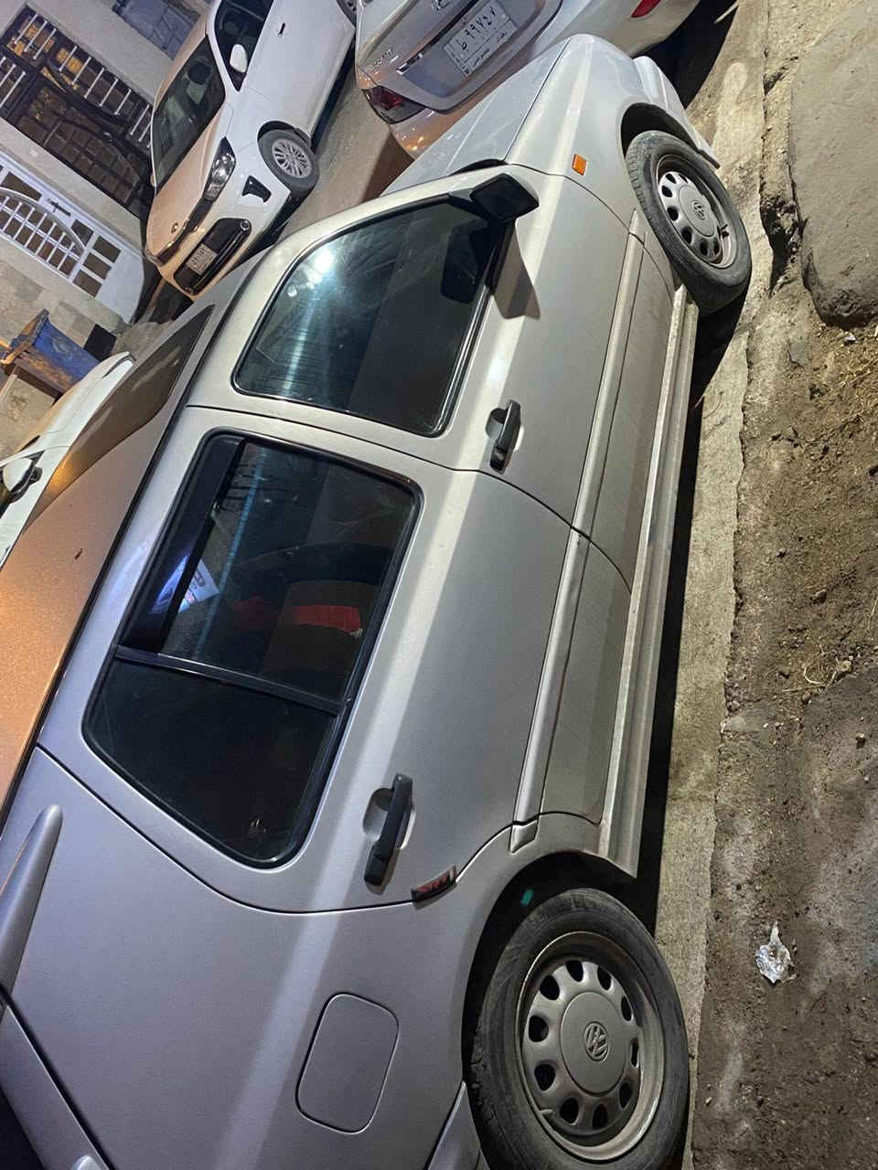 السلام عليكم شباب كولف موديل ٩٣ السياره مصبوغه حزام فتحه مكينه ١٨٠٠ اوتو خير من الله جاهزه صدر بريك صالنصه تايرات تخم تاير جاهزه من كل النواحي
ملاحظه الكير كل فتره يكوم يحرك ثالث كالولي برمجه يم الصقر بس اني عايفها لان كل فتره تجي عل مزاجها 🤣
سعر السياره ٤٧ وبيها مجال 
مكاني بغداد حي الجهاد 
***********
