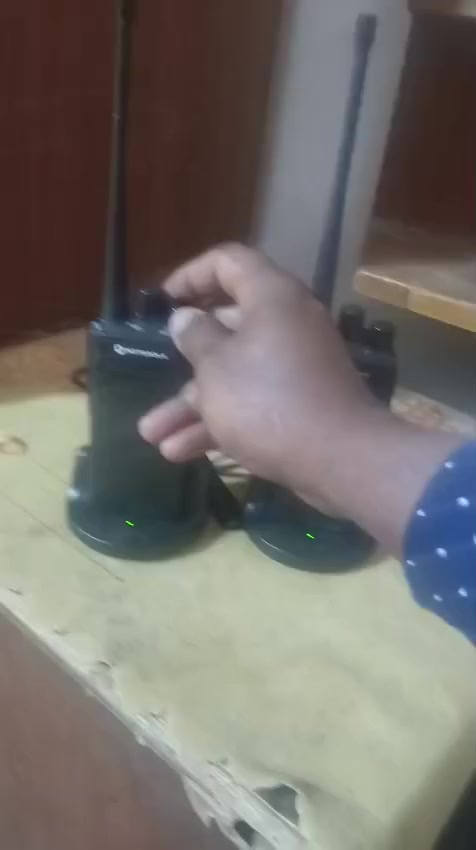 اجهزه نداء موتريلا بالمناطق المفتوحة من 3 الى5 كيلو متر جهاز ظمان السعر 35 تواصل على الرقم ‎***********
