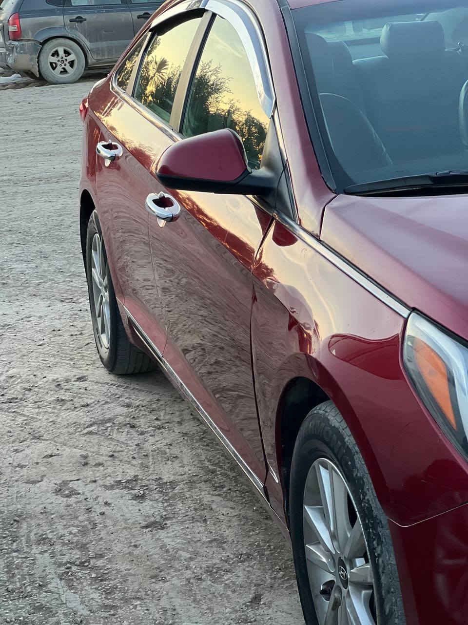 السلام عليكم سوناته للبيع أو مراوس موديل 2016 وارد امريكي  محرك2400 تخم تاير سياره بيهة اربع قطع رش بدون دواخل وايرباك سيارة ليبل واحد مكاني بغداد أبو غريب السعر 117وبيه مجال قليل تفاصيل اكثر:***********
