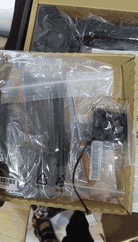 اخوان هيكل  مذر بورت جديد لوك  معرف عنة شي مال امزون  سعرة ب٤٠ يوجد تو...