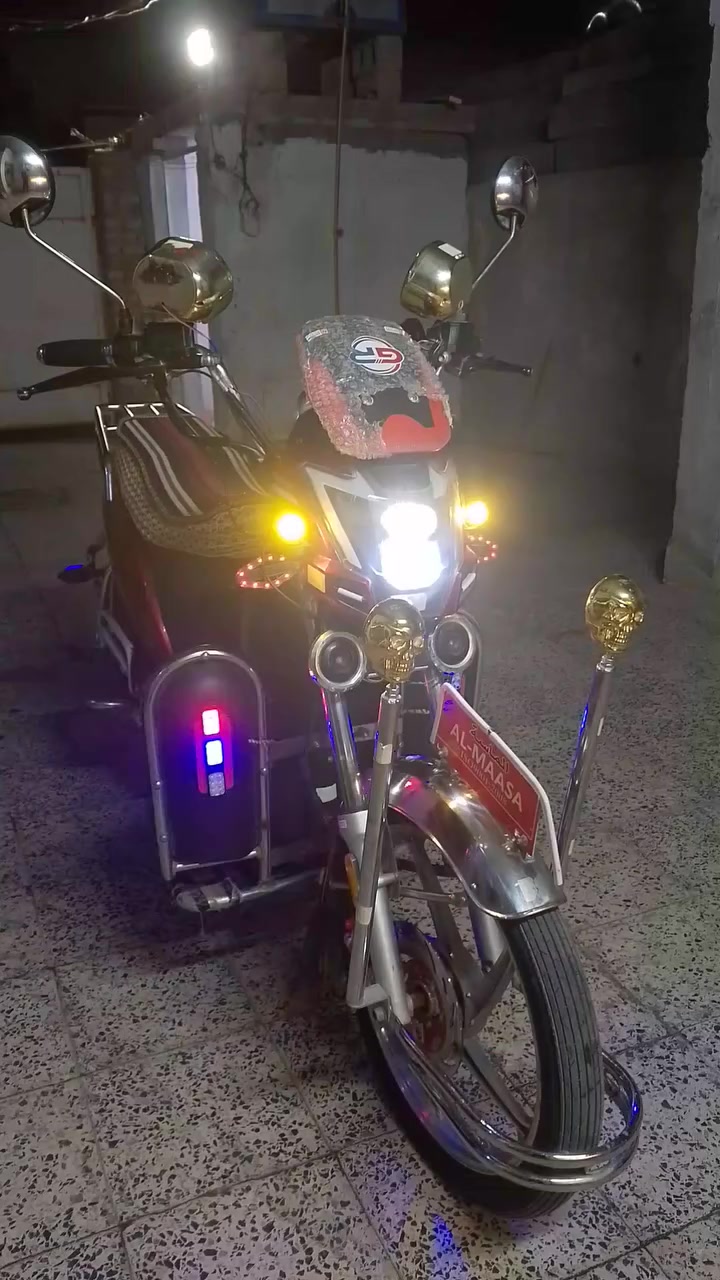 سلام عليكم موطور نظيف كل شيء ما ناقصه جديد دبلات شغاله الفحص بطاريات يقرن 10نص البيعر 500 او مراوس


**إذا كنت صاحب هذا الإعلان وتريد حذفه لأي سبب، رجاءا أرسل رسالة إلى الدعم الفني**