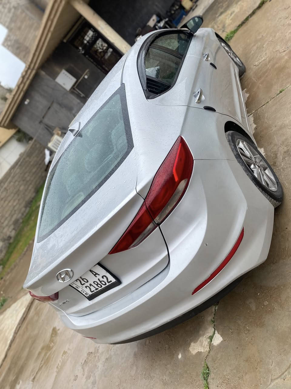 سلام عليكم النترا 18 رقم صلاح الدين 
 سياره جاهزه مابيها
 نقص صدر امامي خلفي جديد تبريد  
ضررها 4 قطع مندون دواخل ورباك 
بجم كبس سياره وضع شركه
سعرها 116 
رقم الهاتف 
***********
