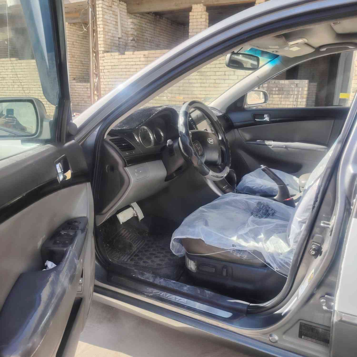 سوناتا موديل 2009وارد امريكي سونارها موجود فول مواصفات فتحه كير محرك تبريد كله مكفول تبريد ثلج العنوان بغداد السعر 112 او بيه مجال ***********
