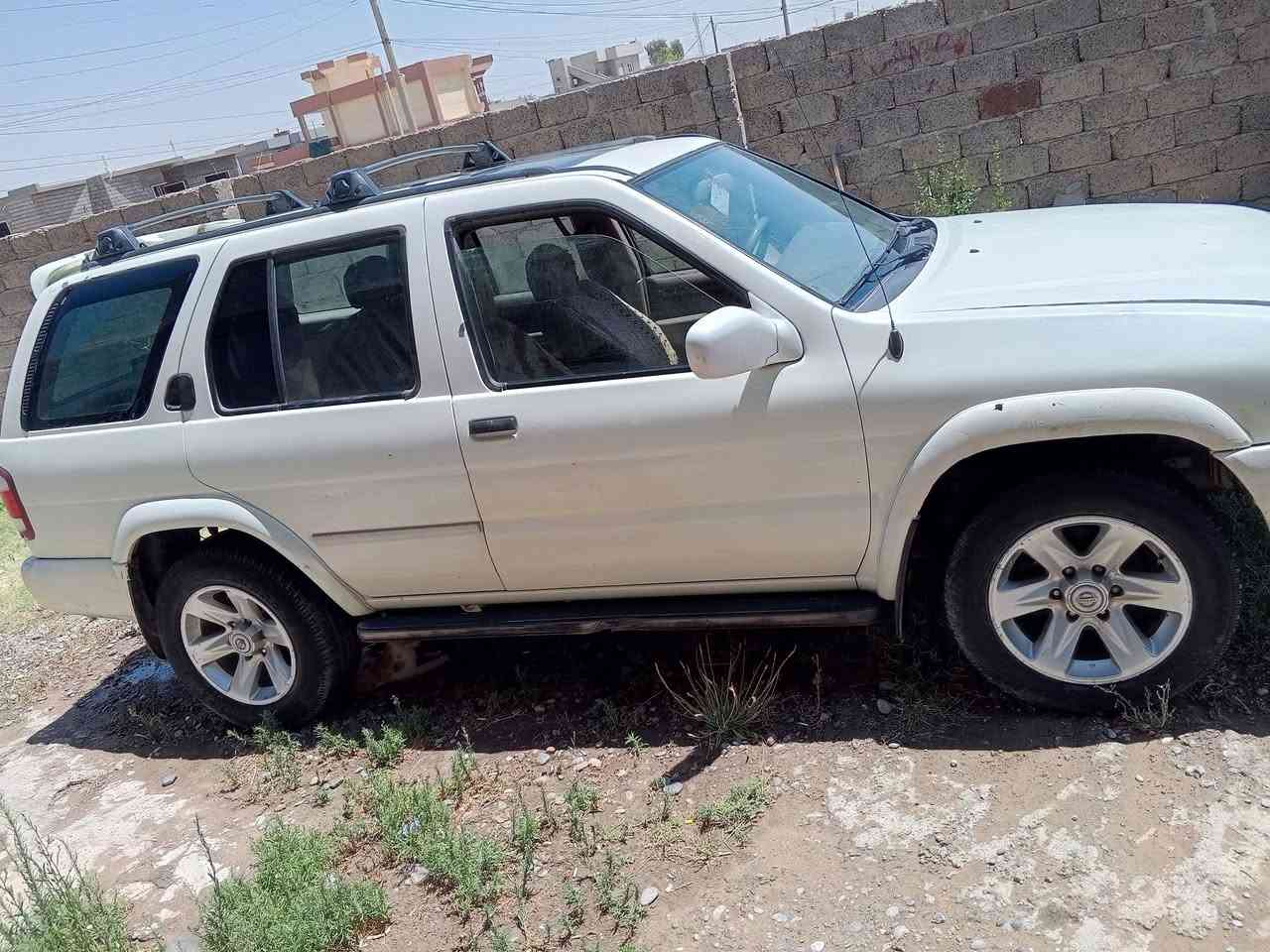 السلام عليكم اعادة نشر بسبب الوعود الكاذبة 
باثڤندر 2003 
گير ومحرك شرط قبل 6اشهر نزلن الها
رقمها فحص نينوى وشرط التحويل  
سعرها 45 قفل ومابيها مجال  
استفسار ***********
مكانها جنوب الموصل ناحية القيارة

