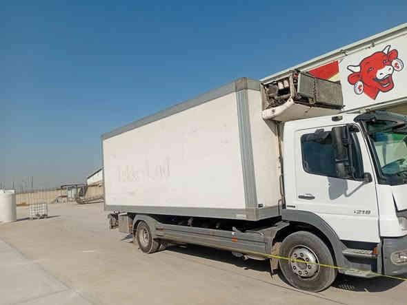 براد اتيكو طول 6وبع مع جهاز ترموكنك شغال شرط التنزيل الكفرات موجوده ***********
