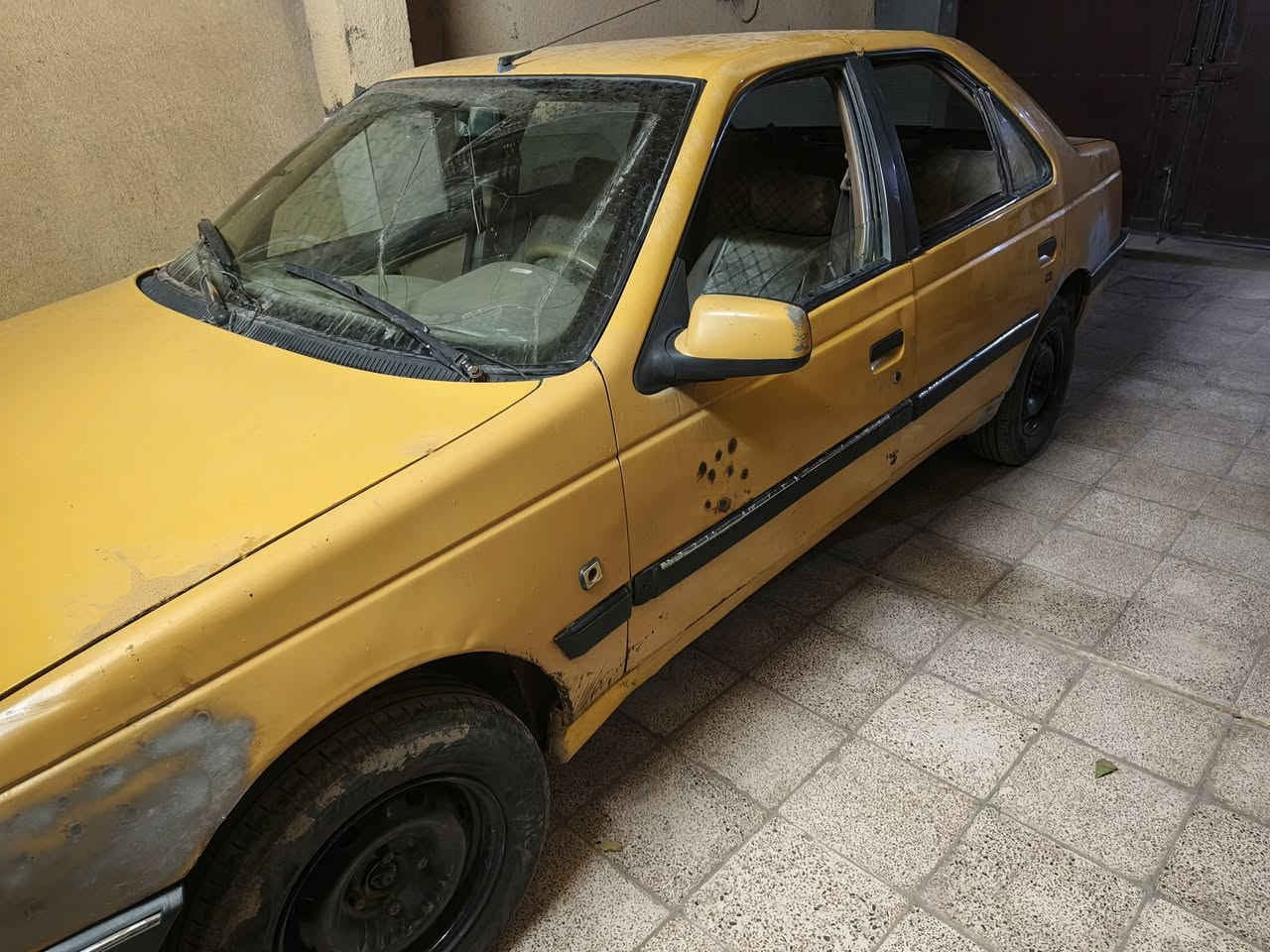 بيجو أكد موديل ١٦ بغداد تحويل محتاجه بطانه سايق محرك كير حلوات تايرات حلوات صدرها شوي محتاج ترتيب السعر ٢٥ بيها مجال بسيط ***********
