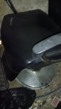 كرسي للبيع 07500636002مال حلاقه