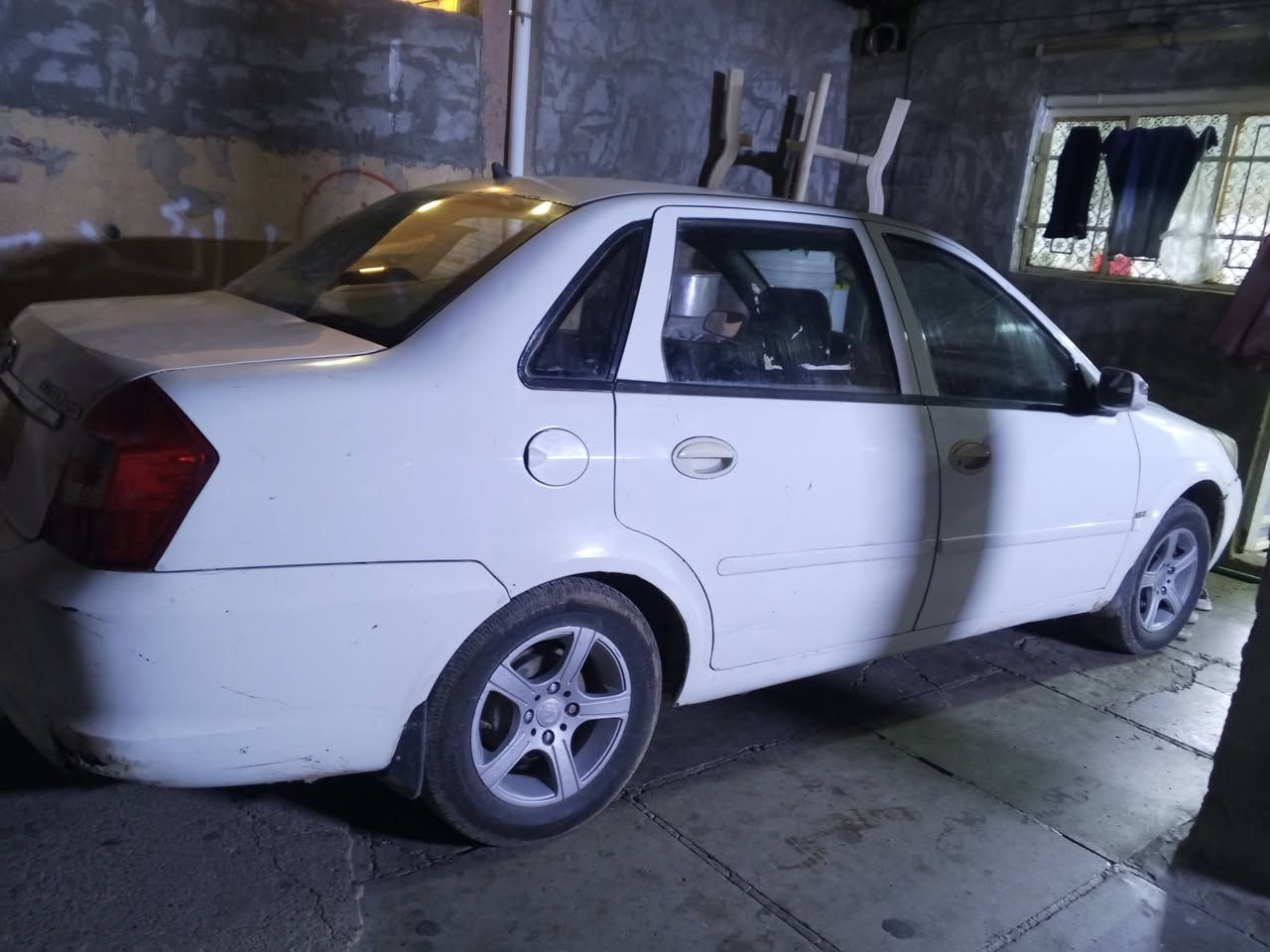 ليفان2011بسمي
سعر30بي مجال 
***********
