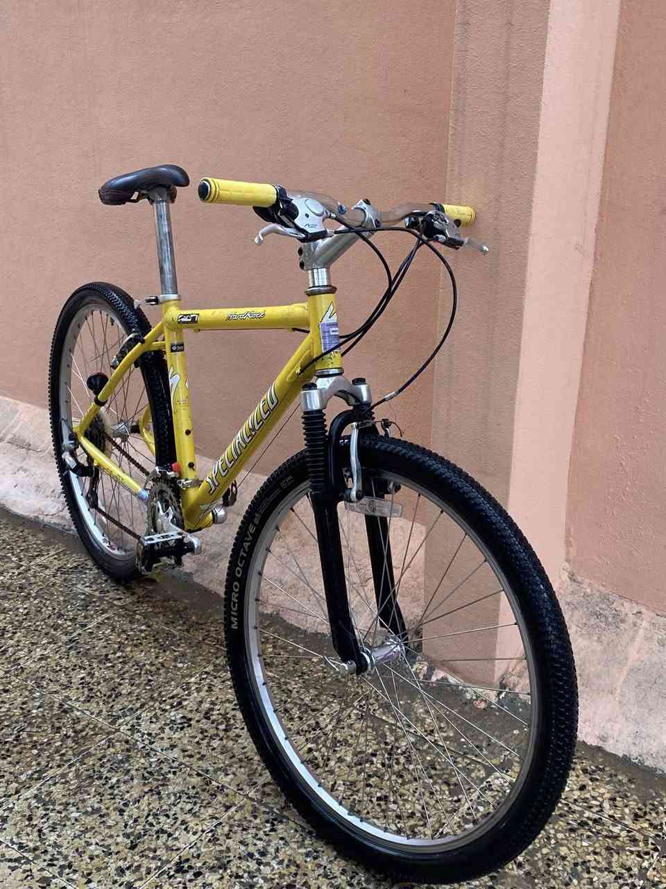 SPELIALIZED باسكل ماركه
الباسكل نضيف
دبل امامي 
كير خلفي +امامي 
بريك كلو شغال امامي خلفي 
حجم 28
فقط ينراد قمجه للكير الامامي 
باقي كلو شغال 
شراي راسل مو شراي لاتراسل ..

السعر:120 مجال بسيط 
للاستفسار:***********
موجود عل فيس ايضاً ✨🤍
