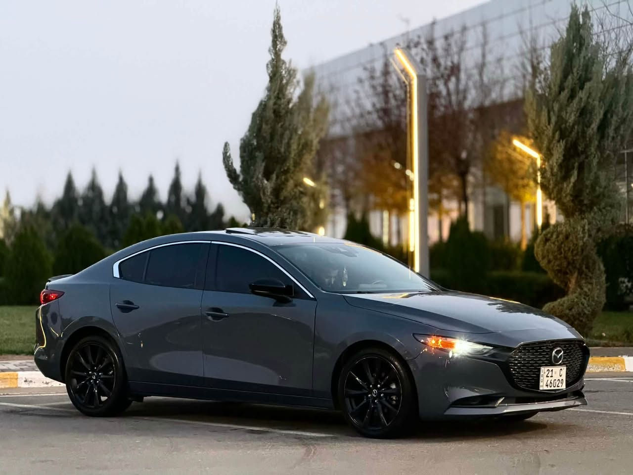 Mazda 3 carbon edition 2022
فوول مواصفات 
سڵاید
کوشن جلد و بەصمه
کوشن سارد و گەرم
بێ مەسرەفە و هەموو گیانی بە شەرت 
سەنەوی تازەیە
مەکینە ٢.٥ بێ تۆربۆ مەرغوب
143 وەرەقە و مەجال

***********
*********** السليمانية, العراق
