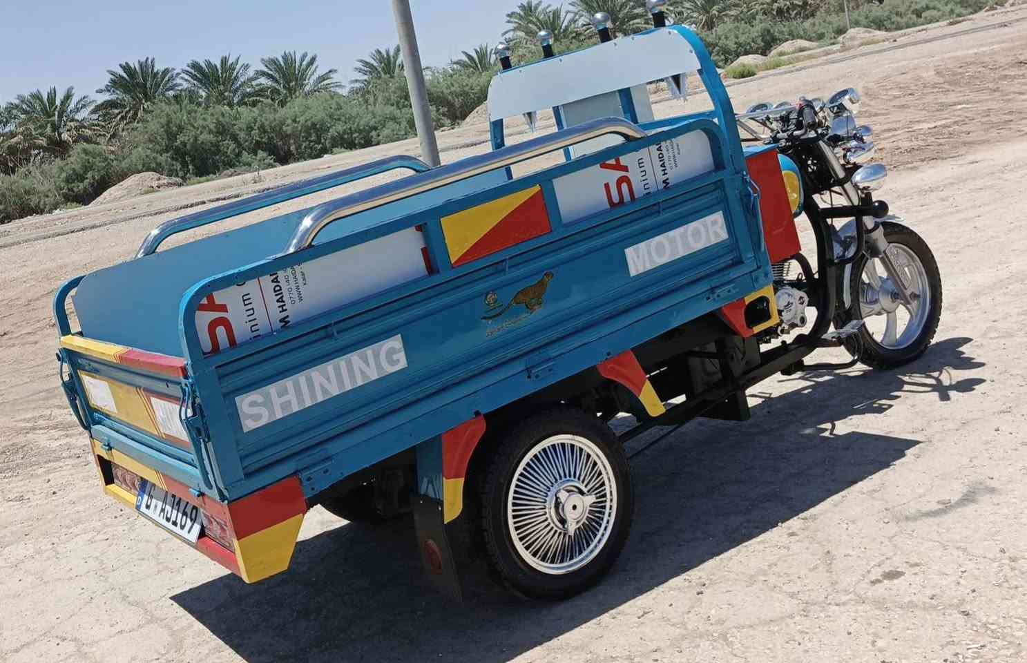 ستوته للبيع موديل 21 اوراق اصوليه  محرك 24  مكفول شاصي مكفول كهربايات جهزه وره وكدام شغاله سلف هندر ما ناقصه اي شي سعر  مليون 450 وبيه مجال لشراي مكان بابل شوملي شراي يتصل ***********
