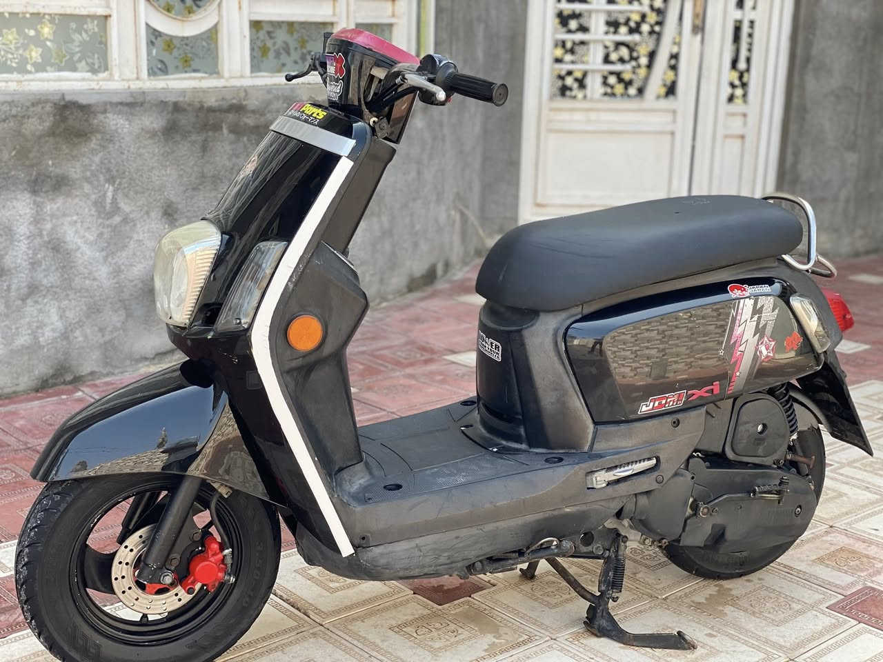 من رخصت الادمن 
سلام عليكم 
بوليسي مسطره 2013
دراجه  احلىمن صور 
شغاله من طول للطول 
مفتوحه مره وحده
مكاني سوك شيوخ كرمه بني سعيد ***********
