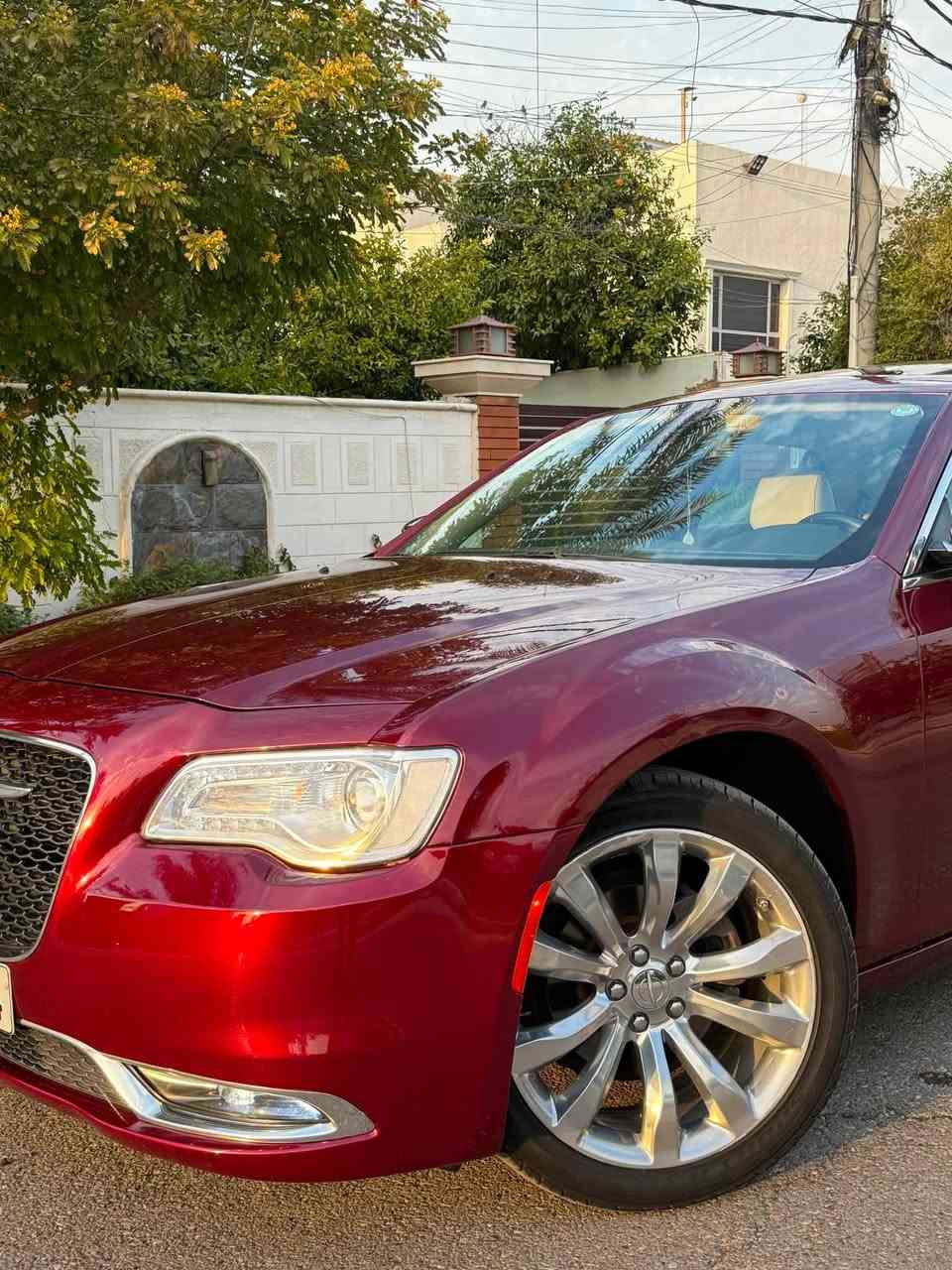 سلام عليكم كرايسلر C300 2017 كلين تايتل رقم اربيل بسمي رقم (مميز) فول مواصفات داخل ابيض السيارة مكفولا من الضربه والصبغ والتبديل محرك كير بحالة الشركة مواصفات معروفه ميحتاج اذكرهن 

السعر (228)
بيع او مراوس 

مكاني بغداد / الكرخ 
***********
