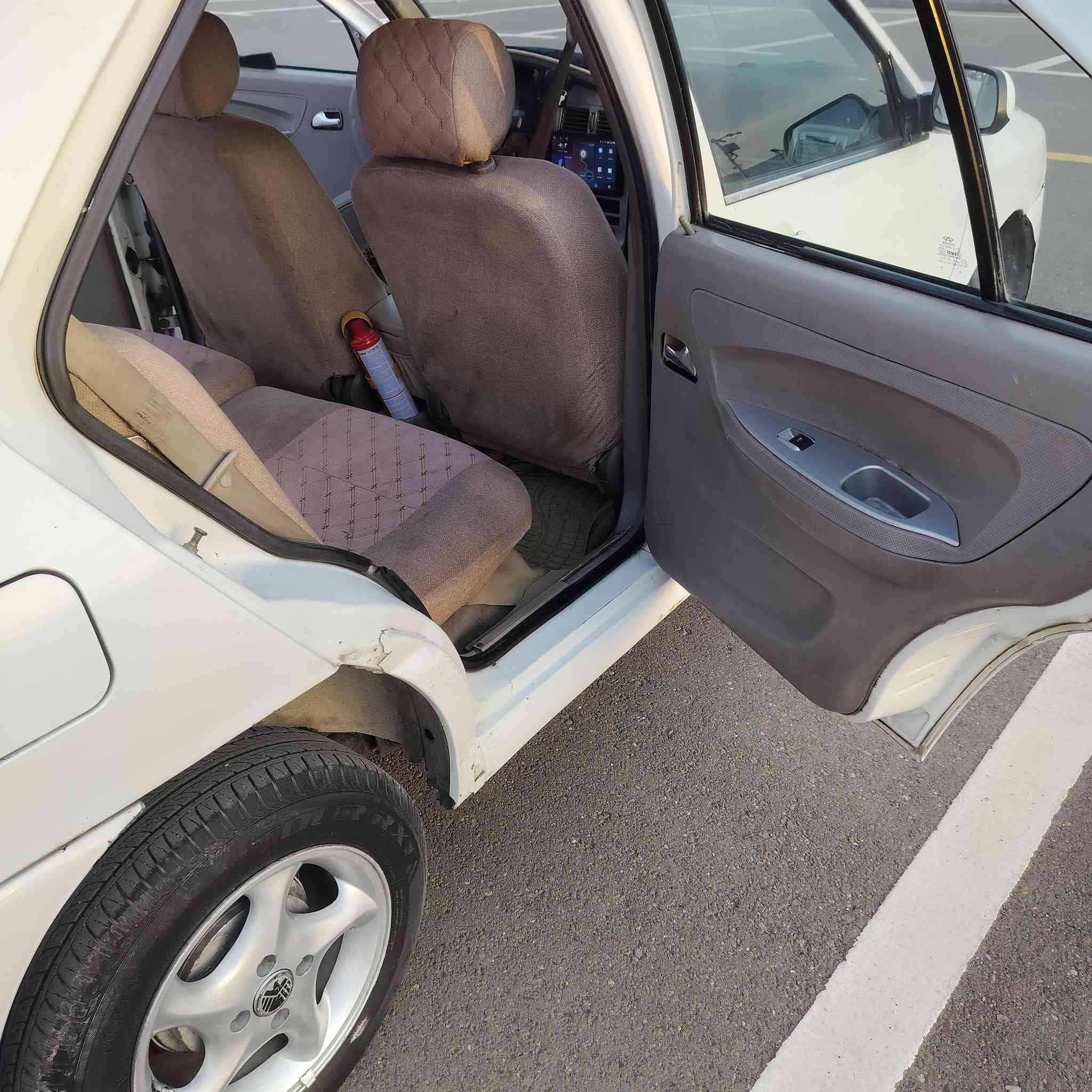 سلام عليكم شيري اكوين
موديل 2011 
بيع سريع 
صدر امامي خلفي جديد ثاوزن جديد 
شاشه + كامره خلفيه 
محوره كير ومحرك كورله 
بسعر 35 رقه بيع سريع 
بسمي رقم بغداد موقع السياره بغداد 
التواصل ع الراق الموضح 
***********
