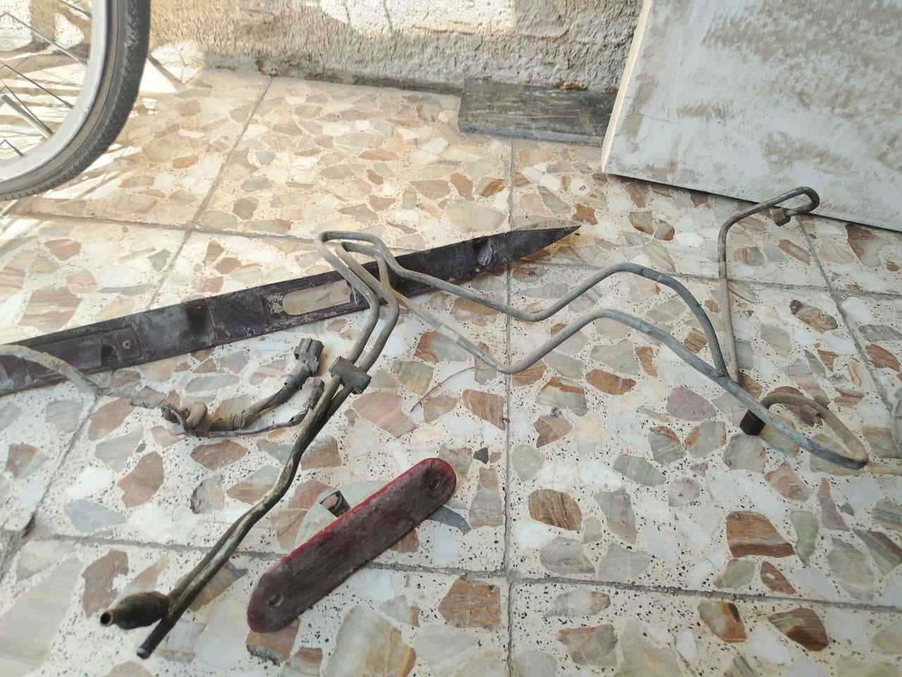 السلام عليكم غراض شيروكي ٢٠٠٠ كلهن ٧٥ الف اتصال ***********
