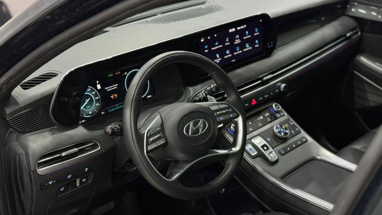 معروض للبيع
بلسايد كالكرافي 2023 اربيل
فول مواصفات للاخير اعلى فئة 
لون مميز زيتوني متغير 
السياره زيرو ماشيه 4 الاف فقط بدون نقص نهائيا 
حادث بابين بدون ايرباك بدون دواخل وشواصي
محرك 6 سلندر 3.8 مكفول من كلشي
مواصفات السياره فتحتين بانوراما 
كراسي جلد وكهرباء وتدفئة وتبريد 
عداد دجتال وانارة داخلية وسستم صوت سماعات 12 سماعه
5 كامرات وردارات 360 درجة 
شاشة اكبر حجم ووضعيات قيادة وتتقدم وترجع بالريمونت 
وبعد بيها هواي مواصفات
السعر 320 ورقة وبيها مجال بسيط للشراي
***********
