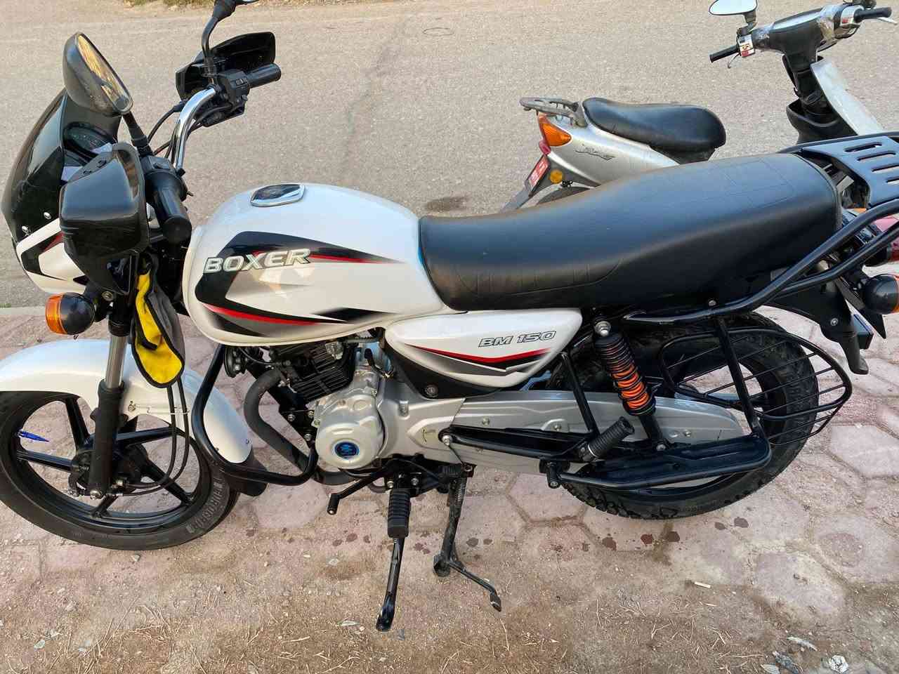 دراجه بوكسر هندي موديل 2023 اوراق البيع 
سعر على خاص


**إذا كنت صاحب هذا الإعلان وتريد حذفه لأي سبب، رجاءا أرسل رسالة إلى الدعم الفني**