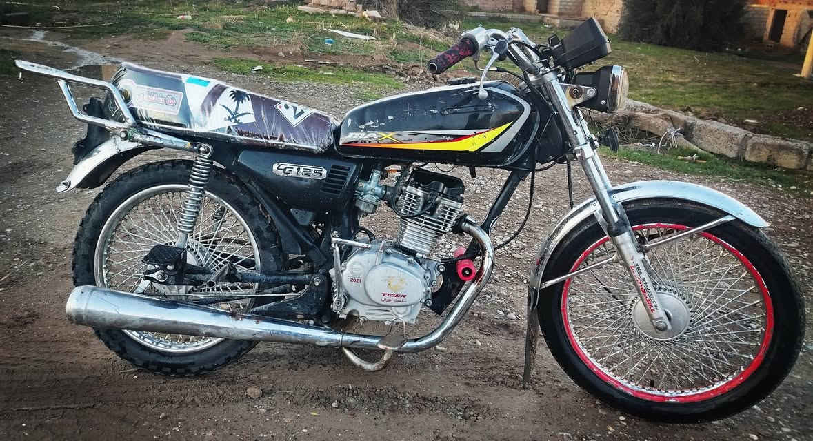 السلام عليكم موطور سونك 4كير
محرك ما مفتوح
موديل 2021
 كهربايات كلهه شقاله
 نضافه فول
شلعه ورزانه
موطور احله من الصوره
السعر 350وبي مجال قليل 
يرهم مراوس
يعوزو اغلاف زنجيل فقط
مو شراي لا تساحيني ولا تكسر بالسعر
مكاني: الزاب: الصباغيه 
ه‍ ***********
