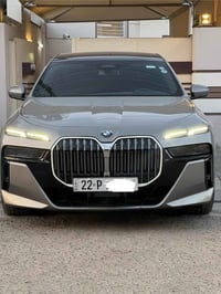 بي ام دبليو 740 (كرستاله ) موديل 2024 وارد امريكي كلين تايتل مكفوله من...