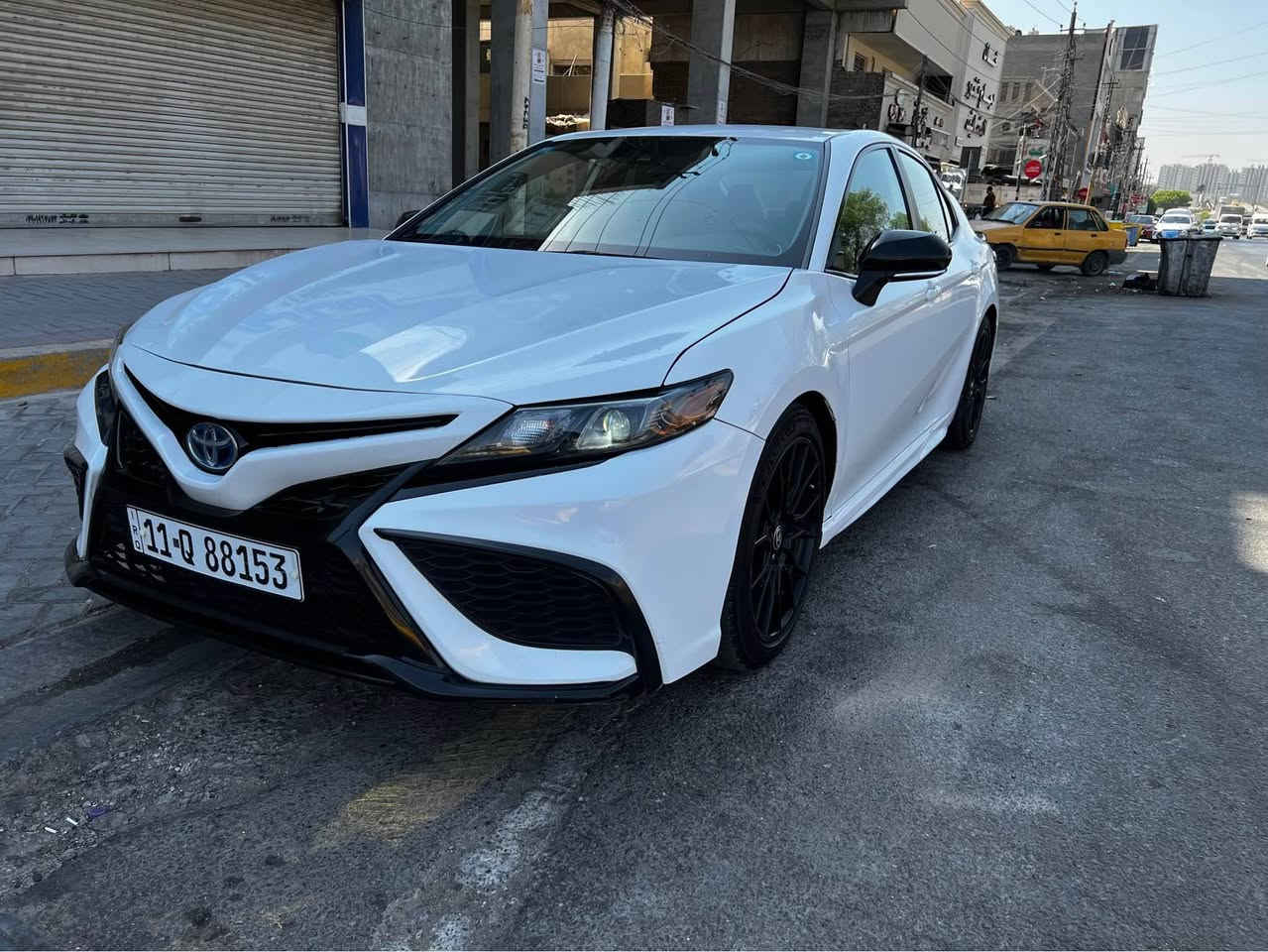 كامري موديل 2023 هايبرد محرك 2500 وارد امريكي حادثهه جاملغ وبنيد جهة اليمين وجاملغ خلفي جهة السايق ايرباكات كلهه سليمة مواصفات SE NIGHTSHADE 
بصمة كشنات جلد كشن السايق كهرباء رادار امامي وخلفي ونقطة عمياء 
تحديد مسار قيادة ذاتية كروز سرعة شفتات بالاستيرن
رقم بغداد الجديد
السعر 170 ورقة 
مكان السيارة بغداد 
للاستفسار 
*********** بغداد, العراق
