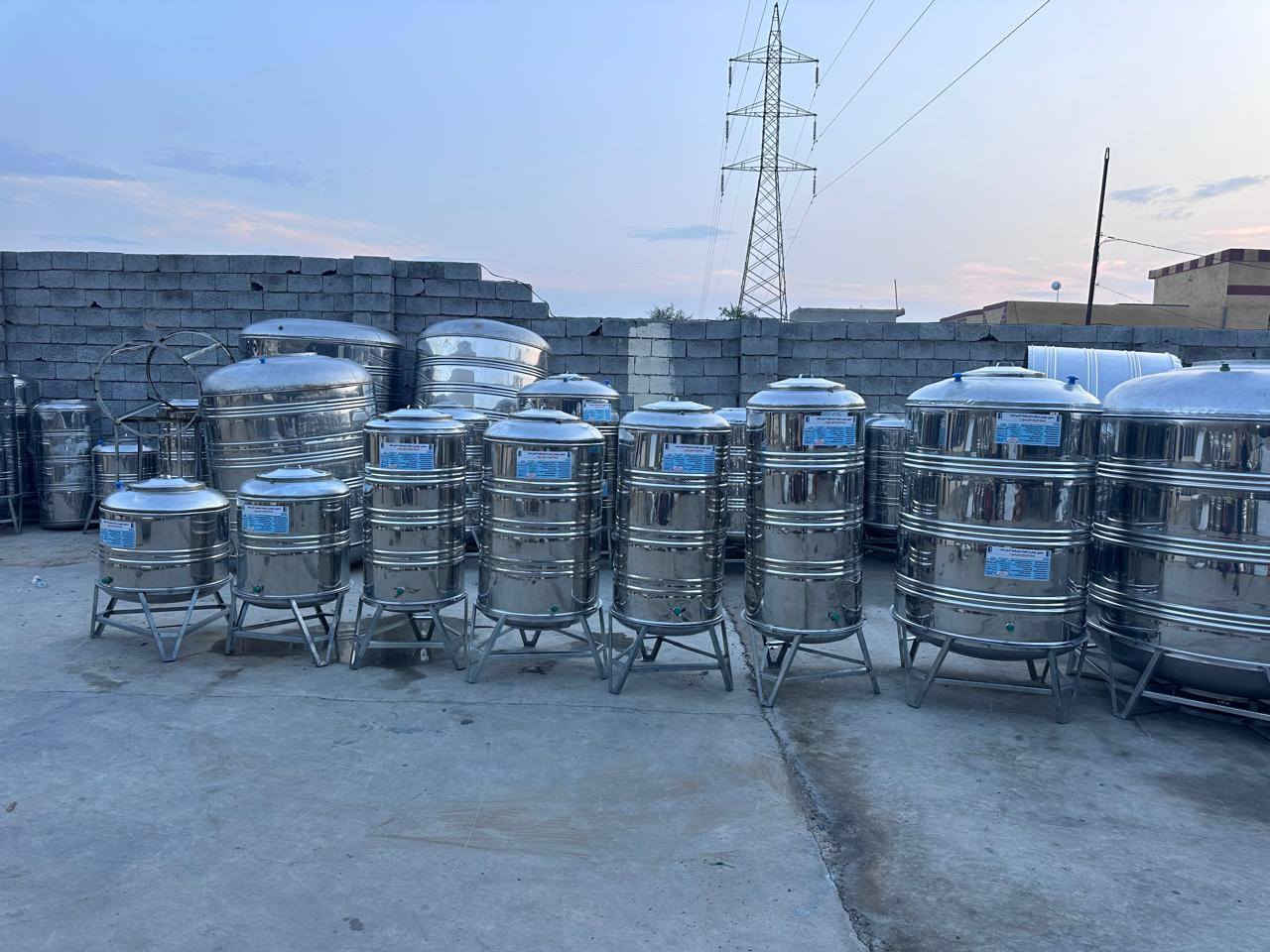جميع القياسات متوفره
وعدنا تخفيض على حجم 500 و 1000 لتر

Tangki Stainless Steel 304
Hubungi 

لطلب والاستفسار ***********
