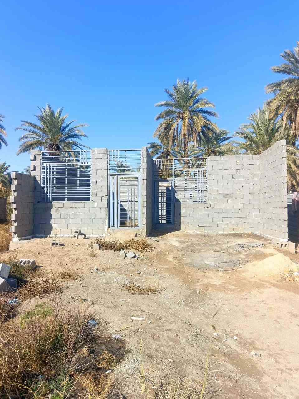 قطعة للبيع ومراوس ايضآ المساحه 500 طابو زراعي قرار محكمه سند 25 طريق بغداد كربلاه عمود 262 عن شارع العام 600متر تقريبن لقطعه بيه بيت هيكل تحت البناء 140 خدمات يرهم مراوس أيضآ كامله ومنتجعات قريبه عليه للاستفسار اكثر ***********
