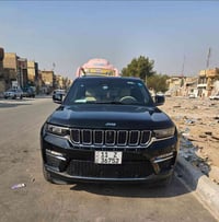 جيب كراند شيروكي 5 راكب لمتد بلص الموديل: 2023 (خليجي) رقم بغداد   الم...