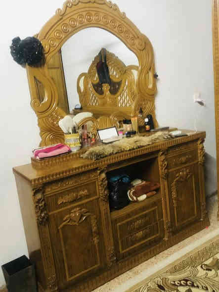 غرفه للبيع فصل جديد وبيه جكيمج سريه بعد ما مصبوغه صبغ اولي بعد مامصبوغه وتفصيل على الخاص هذا الرقم ***********
***********
