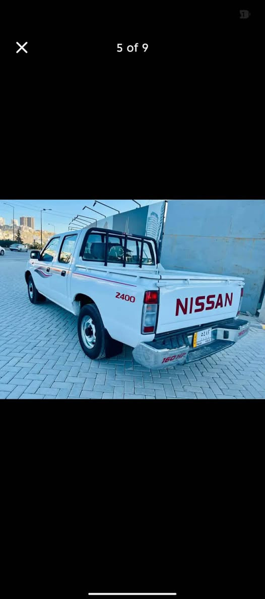 نیسان پیکاب کتاب موزایدە 2010
کتابی خۆی لەگەڵە بەشەرتی وەکالە 
حیزام بۆیاخە سەقفی بۆیاخی نیە

 ***********
***********

ئـەگەر سەیارەکەت دەفرۆشیت نامە بنێرە با بلاوی کەینەوە لۆت
